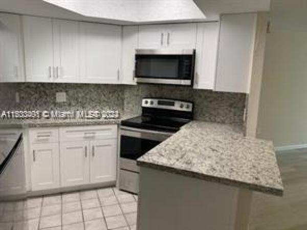 Las Vistas At Doral, 8225 Lake Dr #307, Doral, Florida 33166, image 1