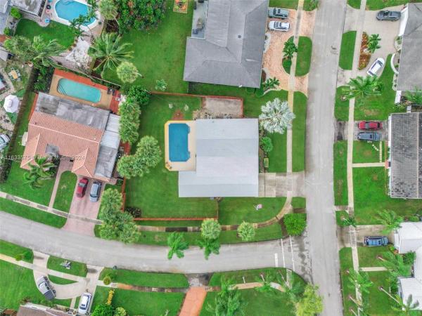 Edgefield, 4400 NW 9th St, Coconut Creek, Florida 33066, image 2