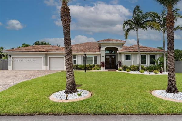 Estate Mansions, 22262 SW 130th Ct, Goulds, Florida 33170, image 1