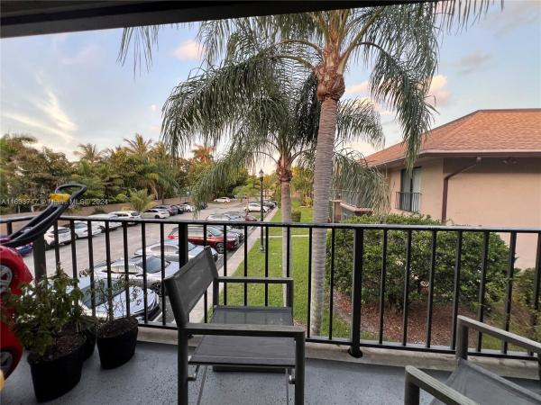 Holiday Park, 5773 Washington St #J-22, Hollywood, Florida 33023, image 3