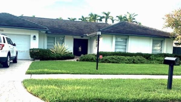 Glen Cove, 11625 SW 100th Ter, Kendall, Florida 33176, image 1