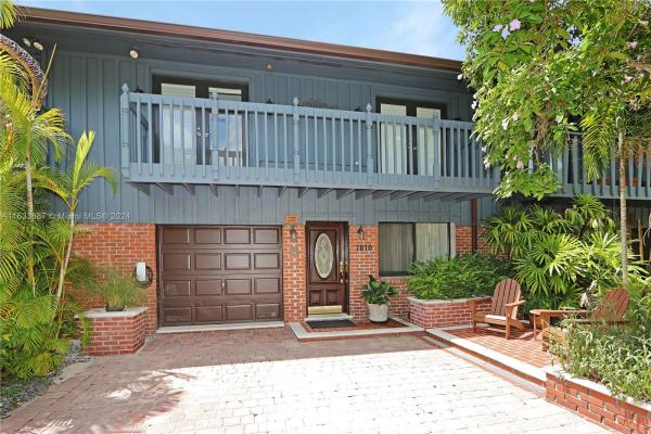 Groover Villas, 7810 SW 99th St #7810, Kendall, Florida 33156, image 1