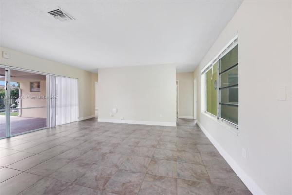 Fairway Pines, 15760 SW 105th Ct, Palmetto Estates, Florida 33157, image 2