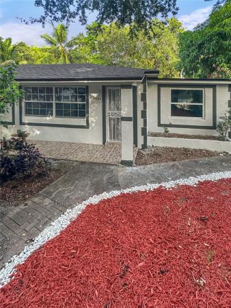 Kerwood Manor, 13250 NE 5th Ave, North Miami, Florida 33161, image 1
