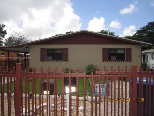 Pinewood Park, 756 NW 98th St #756, Pinewood, Florida 33150, image 1