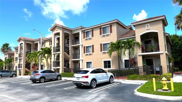 The Courts At Isles Of Bayshore, Cutler Bay, Florida 33190, image 1