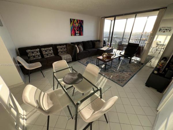 Coronado Tower 1, 20335 W Country Club Dr #2501, Aventura, Florida 33180, image 3