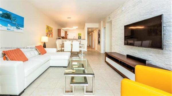 Marina Bay Club, 18100 N Bay Rd #606, Sunny Isles Beach, Florida 33160, image 3