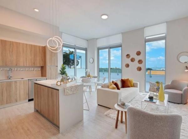 Quadro, 3900 Biscayne Blvd #S-416, Miami, Florida 33137, image 3
