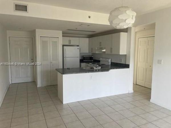 Emerald Plaza On Coral Way, 3410 Coral Way #703, Miami, Florida 33145, image 3