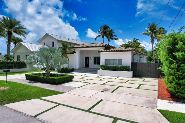 Aviation Country Club, 1860 NE 124th St, North Miami, Florida 33181, image 1
