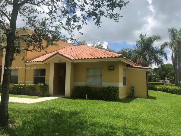 Sorrento Lakes At Sunrise Point, 3825 NW 90th Ave #3825, Sunrise, Florida 33351, image 1