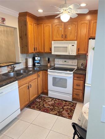 Oriole Gardens 1, 7300 NW 5th Ct #201, Margate, Florida 33063, image 1