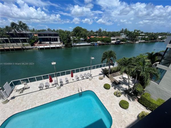 Guildford, 9800 W Bay Harbor Dr #412, Bay Harbor Islands, Florida 33154, image 3