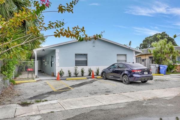 Ocean Drive Estates, 221 SE 11th Ave, Pompano Beach, Florida 33060, image 1