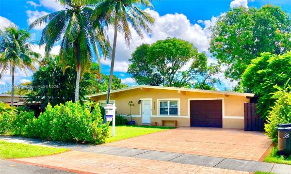 Riverland Village, 3380 SW 20th Ct, Fort Lauderdale, Florida 33312, image 1