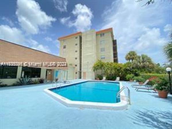 Woodside, 16851 NE 23rd Ave #B102, North Miami Beach, Florida 33160, image 2