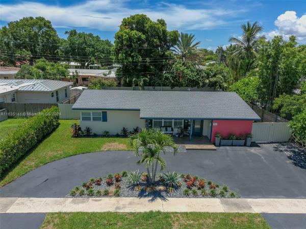 Floresta Estates, 902 SE 14th St, Deerfield Beach, Florida 33441, image 1