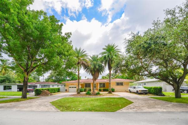 Country Club Estates, 231 Deer Run, Miami Springs, Florida 33166, image 1