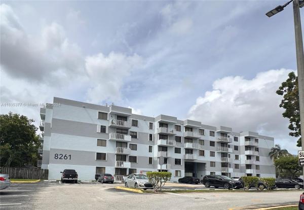 Azul At Fontainebleau, 8261 NW 8th St #331, Fountainebleau, Florida 33126, image 1