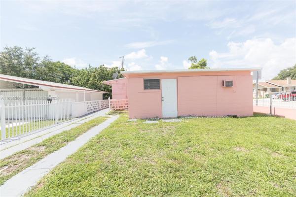 Bellaire, 4855 N Miami Ave, Miami, Florida 33127, image 2