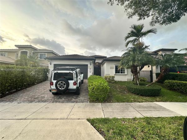 Pelican Bay At Old Cutler Lakes, 8897 SW 211th Ln, Cutler Bay, Florida 33189, image 1