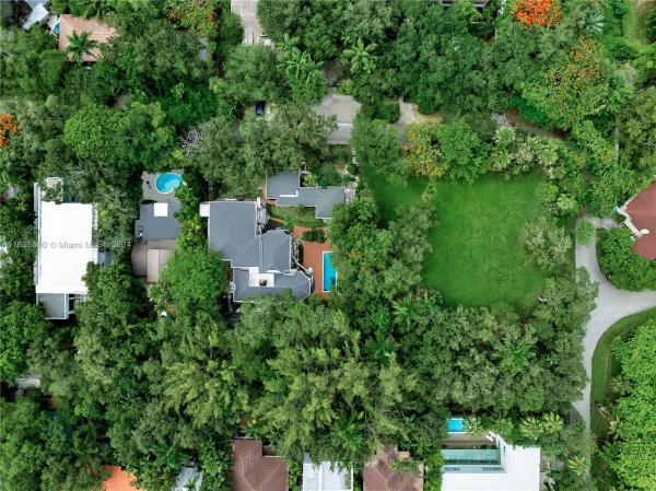 Coconut Grove Park, 3501 Avocado Ave, Miami, Florida 33133, image 1