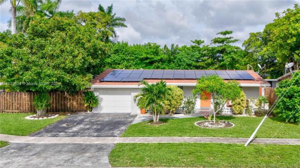 Sunrise Golf Village, 2200 NW 73rd Ave, Sunrise, Florida 33313, image 2