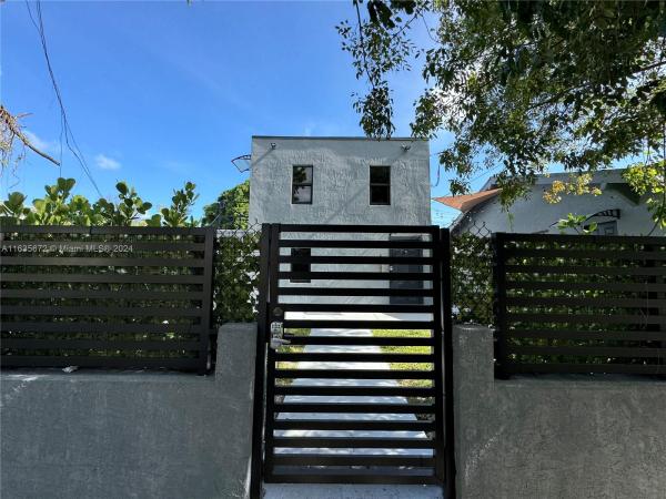 Lawrence Estates East, 203 SW 10th Ave #1, Miami, Florida 33130, image 1