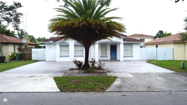Mangus, 11305 SW 246th St, Princeton, Florida 33032, image 1