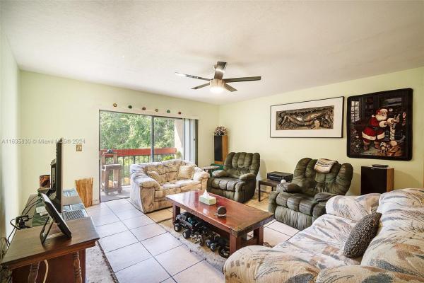 Lago Del Rey, 8650 SW 149th Ave #316, Kendall West, Florida 33193, image 1