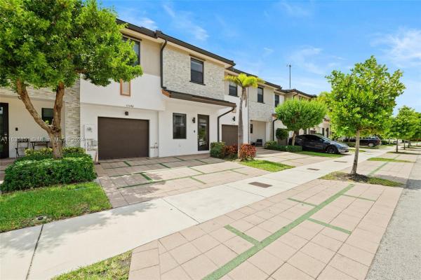 Satori, 15490 NW 91st Ct, Miami Lakes, Florida 33018, image 3