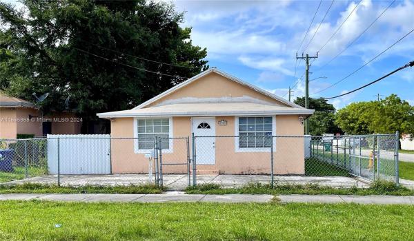Hialeah Heights, 2905 NW 55th St, Brownsville, Florida 33142, image 1