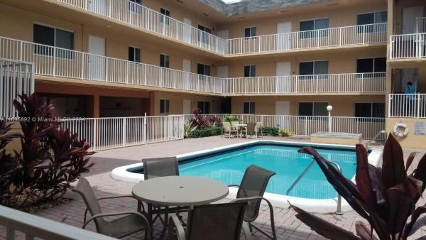 Suzanne Plaza, 7910 Taft St #109, Pembroke Pines, Florida 33024, image 1