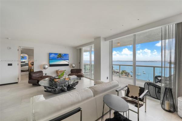 The Grand Venetian, 10 Venetian Way #1103, Miami Beach, Florida 33139, image 2
