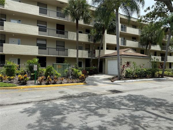 Tradewinds, 3100 NW 42nd Ave #D405, Coconut Creek, Florida 33066, image 1