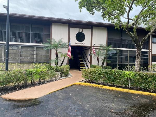 Belfort, 9428 S Belfort Cir #111, Tamarac, Florida 33321, image 1