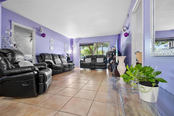 The Manors Of Inverrary, 4176 Inverrary Dr #104, Lauderhill, Florida 33319, image 1