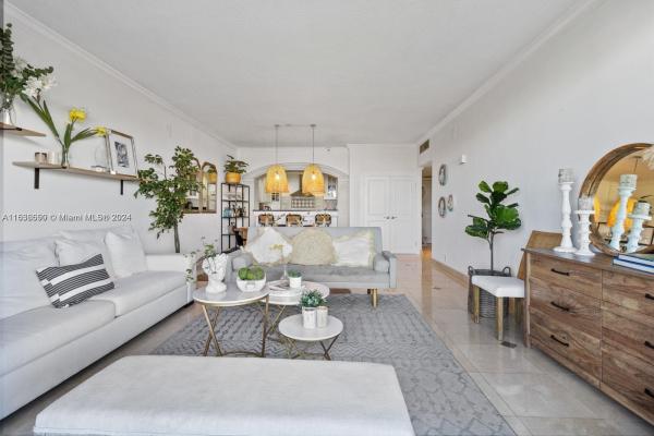 The EmeraldBay At Key Colony, 151 Crandon Blvd #526, Key Biscayne, Florida 33149, image 1