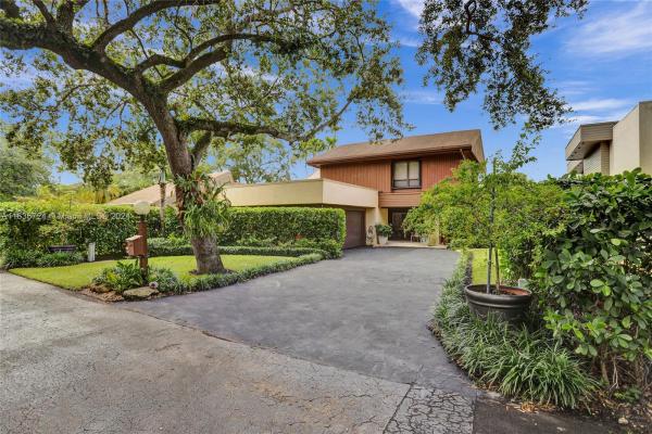 Hidden Oaks, 11910 SW 78th Ter, Kendall, Florida 33183, image 1