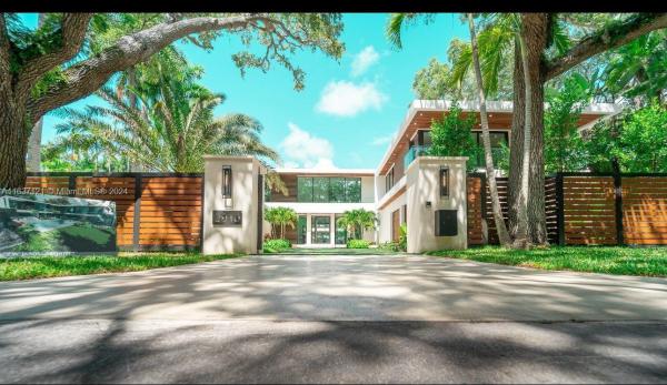 Biscayne Park Terrace, 2910 Emathla St, Miami, Florida 33133, image 1