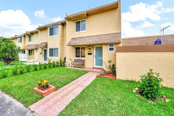 Green Briar West, 9537 SW 20th Ter, Westchester, Florida 33165, image 3