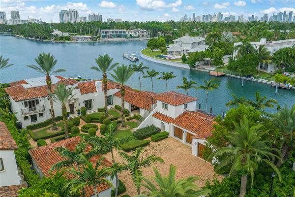 Sunset Lake, 1350 W 29th St, Miami Beach, Florida 33140, image 1