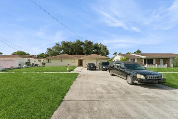 Arcola Gardens, 1010 NW 87th St, West Little River, Florida 33150, image 1