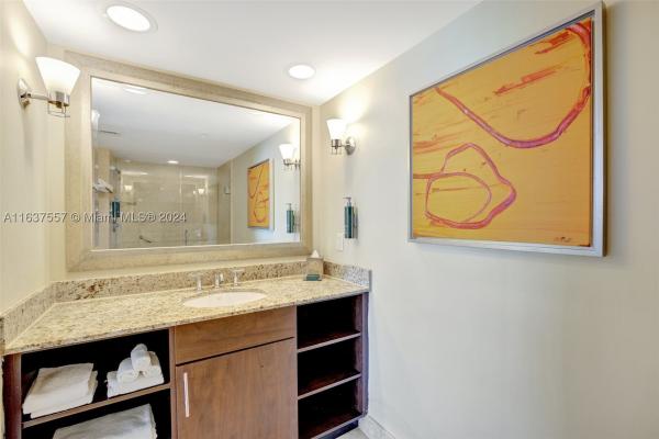 Gallery One, 2670 E Sunrise Blvd #1117, Fort Lauderdale, Florida 33304, image 3