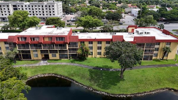 Foxcroft, 3195 Foxcroft Rd #F205, Miramar, Florida 33025, image 2