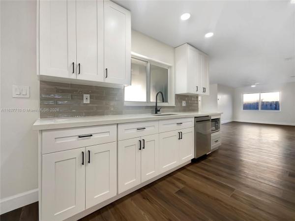 Calusa Club Estates, 13420 SW 99th Ter, The Crossings, Florida 33186, image 3