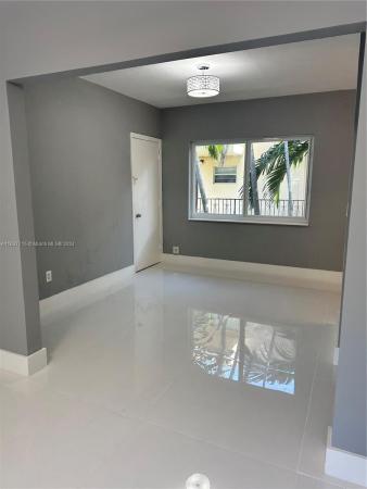 Douglas, 300 Mendoza Ave #3, Coral Gables, Florida 33134, image 1