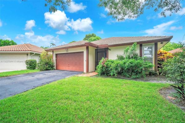 Ramblewood Villas, 1762 Riverwood Ln, Coral Springs, Florida 33071, image 1