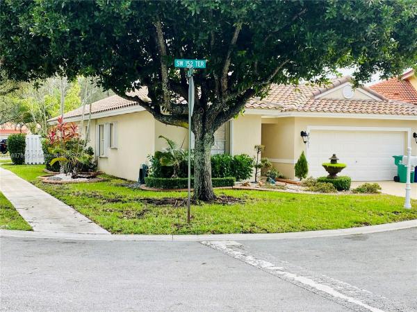 Gardens At Huntington, 4951 SW 152nd Ter, Miramar, Florida 33027, image 1